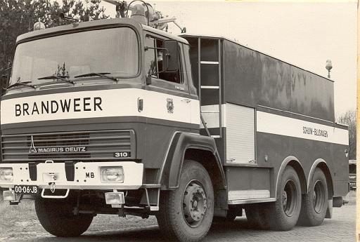 1975-12 schuimblusvoertuig Amersfoort.jpg